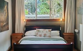 Swiss Cottage Guest House